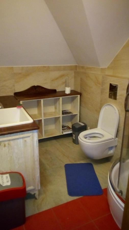 Twoj Azyl Villa Świdnik Exteriör bild