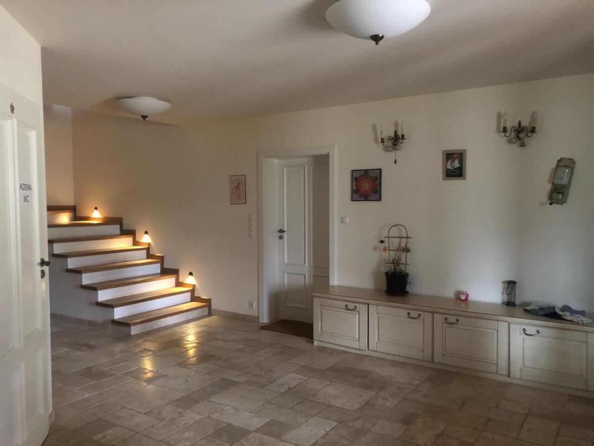 Twoj Azyl Villa Świdnik Exteriör bild