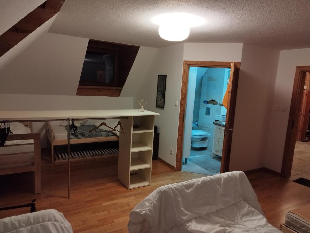 Twoj Azyl Villa Świdnik Exteriör bild
