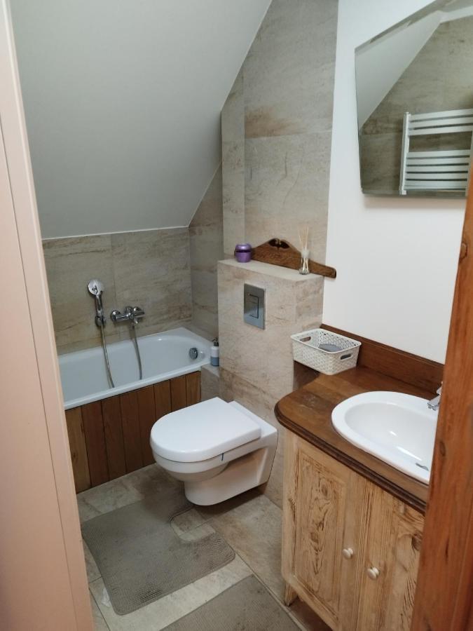 Twoj Azyl Villa Świdnik Exteriör bild